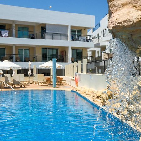 Seabreeze Apartment 200M Away From The Sea Paralímni Eksteriør bilde